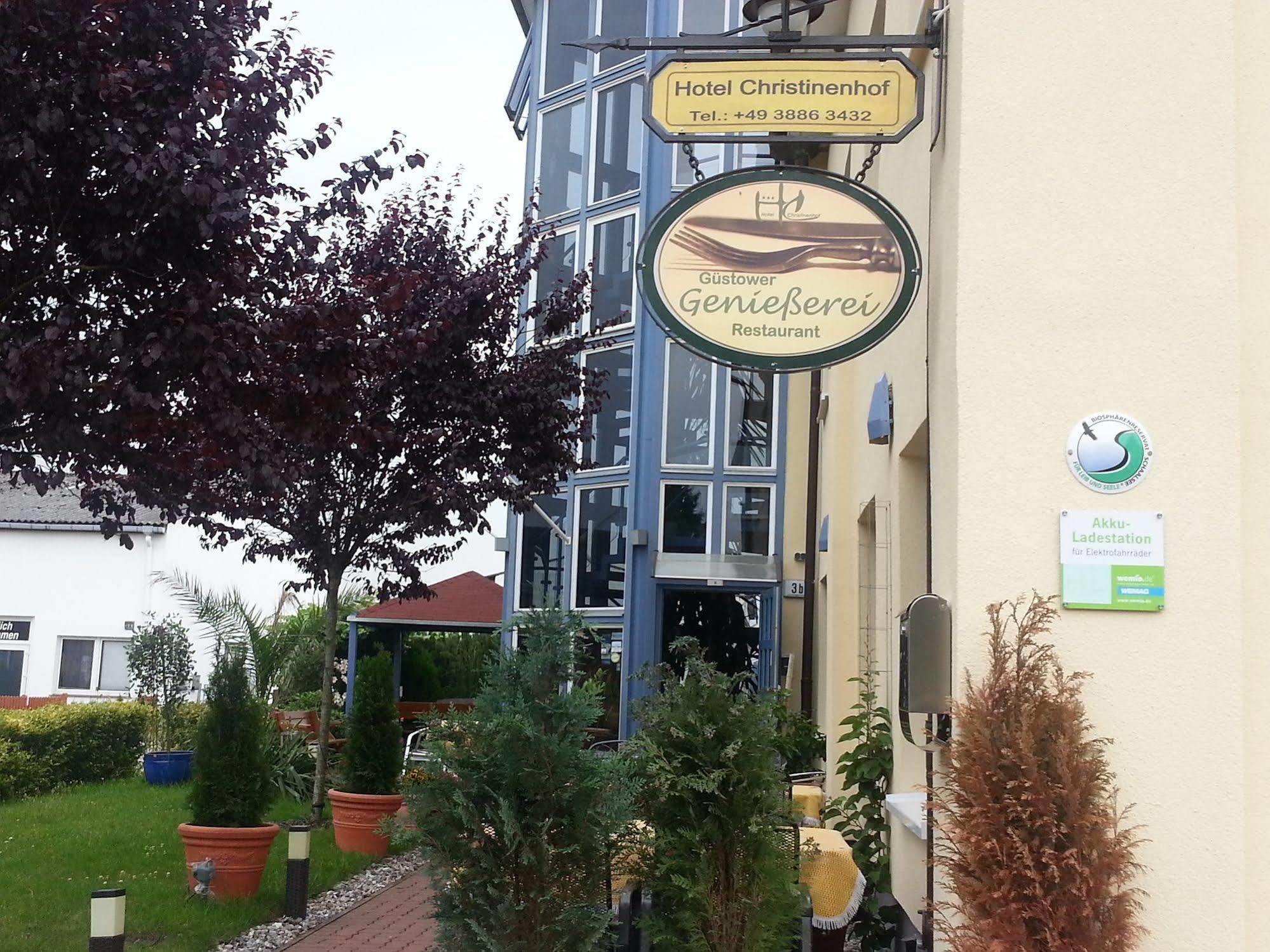 Hotel Christinenhof Garni - Bed & Breakfast Gadebusch Екстер'єр фото